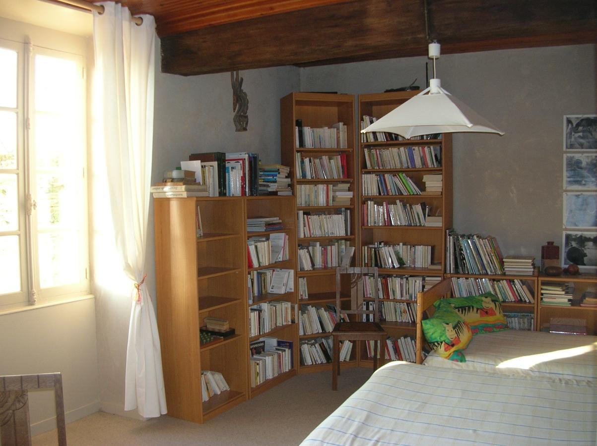 Vouvant B&B "Les Remparts" الغرفة الصورة